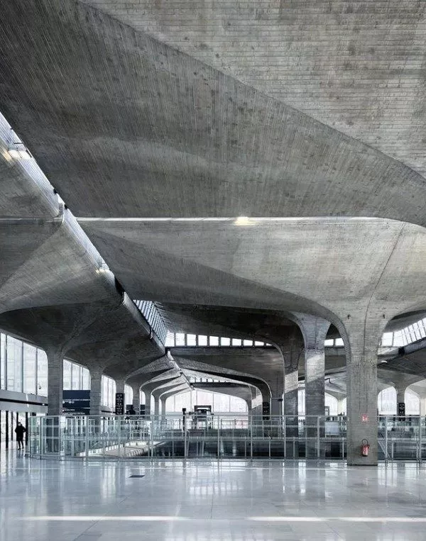 Paul Andreu - Gare de l'aéroport Charles de Gaulle