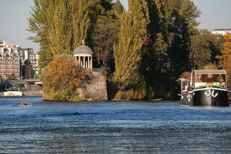 ile de la jatte temple de l'amour